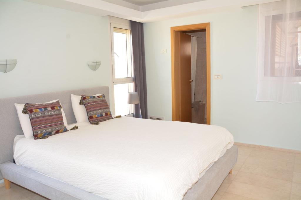 Sweethome26 Luxury Apartment Eilat / Free Parking Exteriör bild